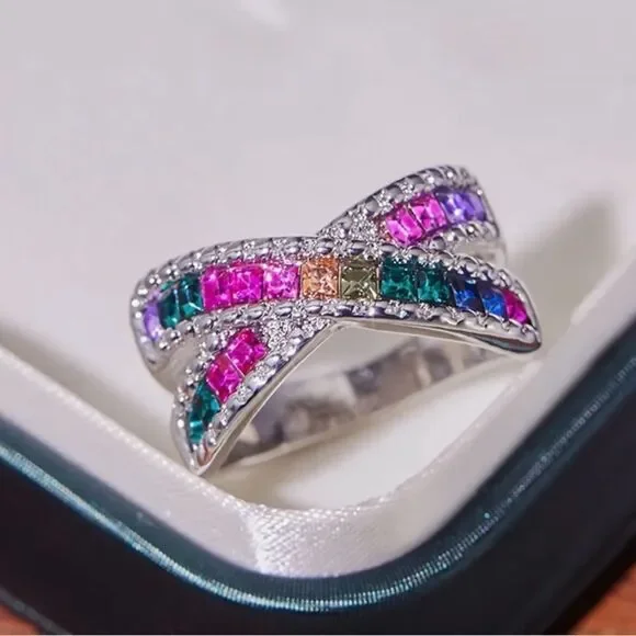 🩷 NEW stunning colorful crystal crisscross ring 🩷 - Picture 5 of 7